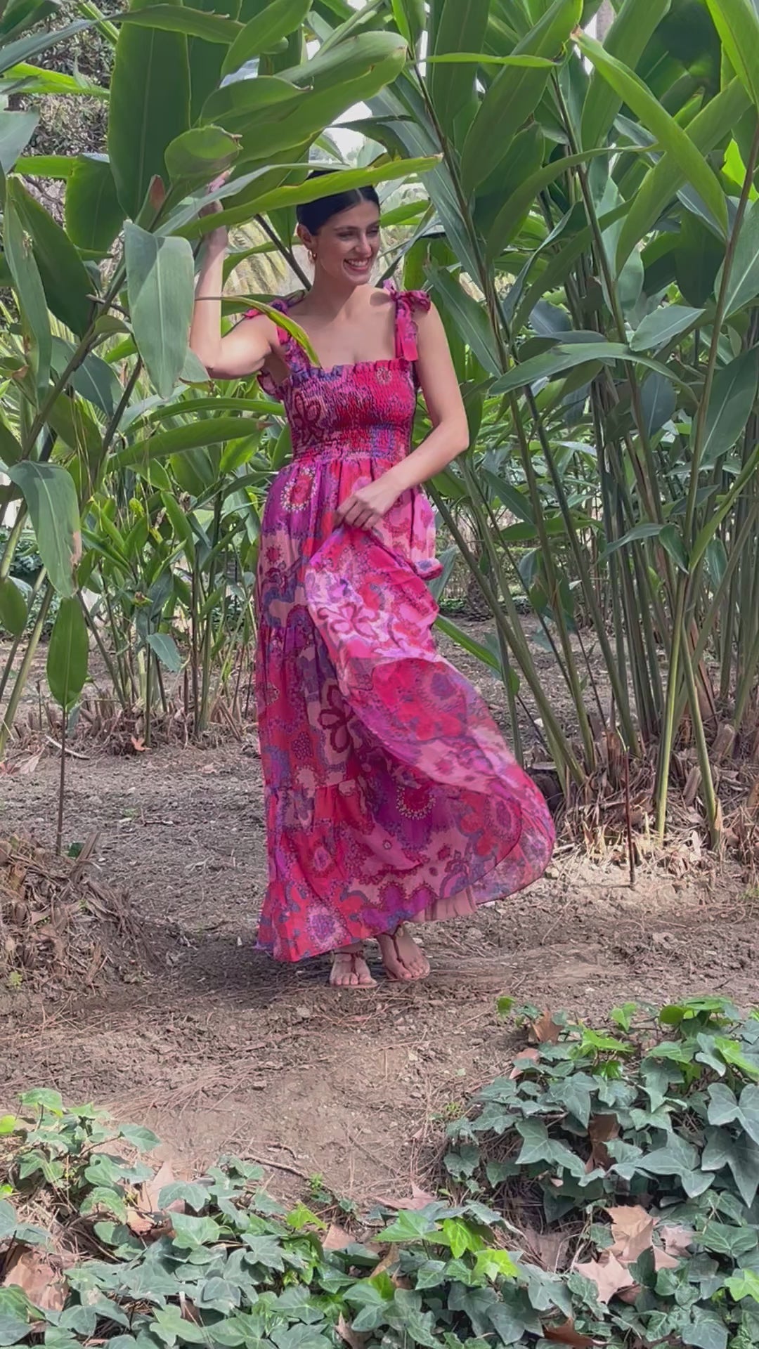 "GIRL GOT POCKETS" Gesmoktes Seiden Leinen Kleid - Pink Bloom