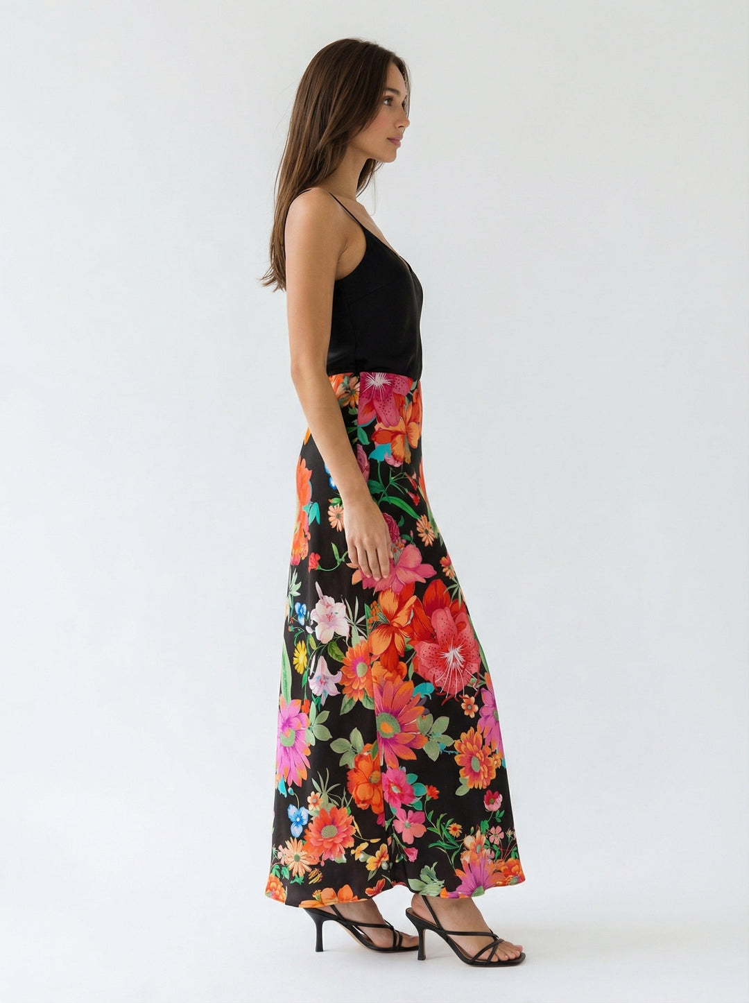 "RUMBA" Hand-Embroidered Silk Linen A-Line Skirt Introvertie VIENNA