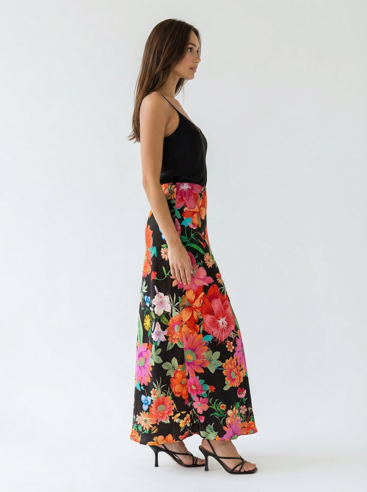 "RUMBA" Hand-Embroidered Silk Linen A-Line Skirt Introvertie VIENNA