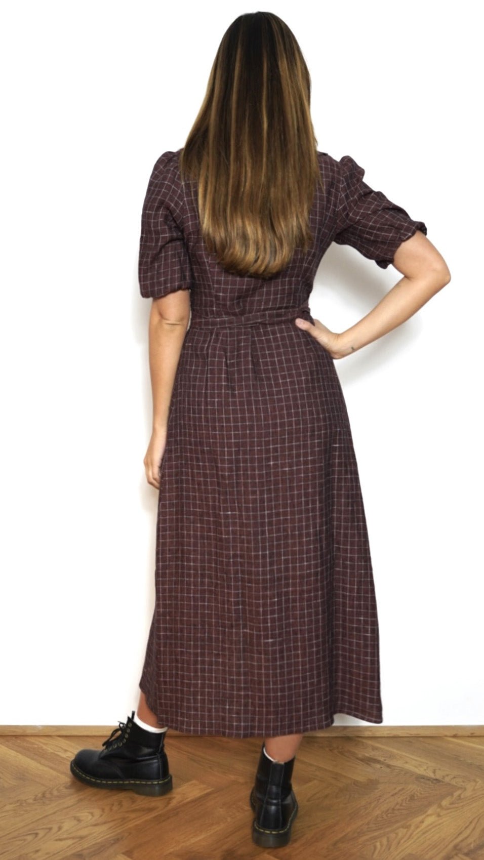 "CORNWALL" Linen Wrap Dress Maxi Burgundy Bliss Introvertie VIENNA