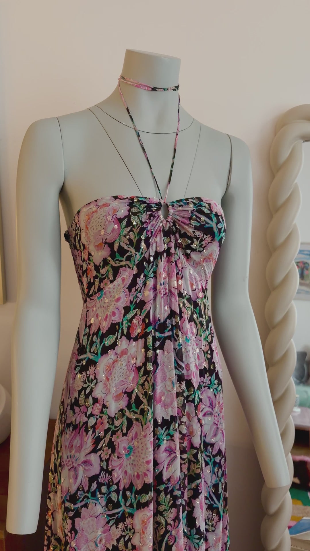 "FORGOT ABOUT YOU" Fließendes Bandeau-Viskose-Maxikleid – Milky Way